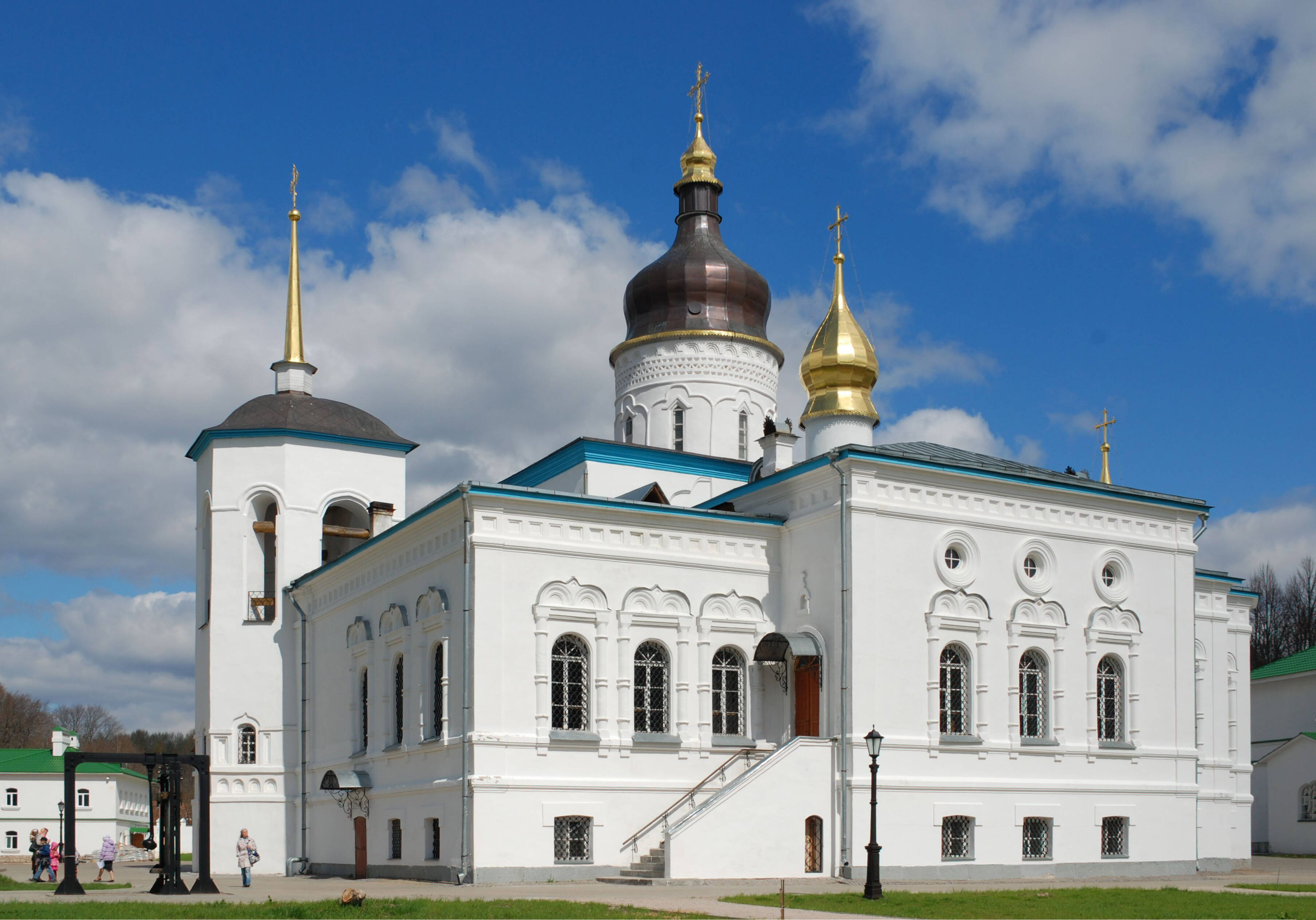 Собор Спасо-Елизаровского монастыря (Трехсвятительский). Фото: Сержант Пеппер (CC BY-SA 3.0)