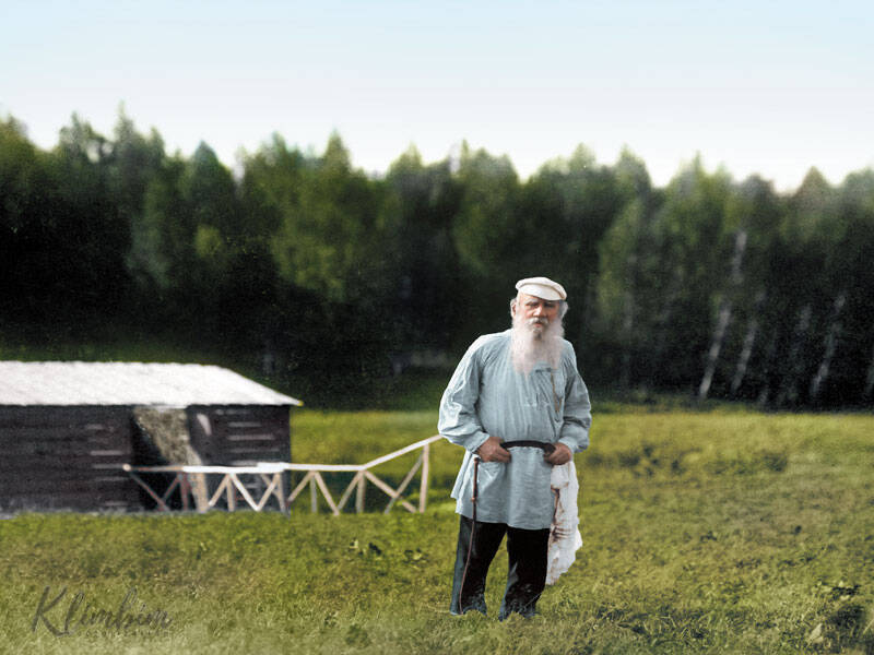 Лев Толстой в Ясной Поляне, 1908 год (Color by Klimbim 0.1)