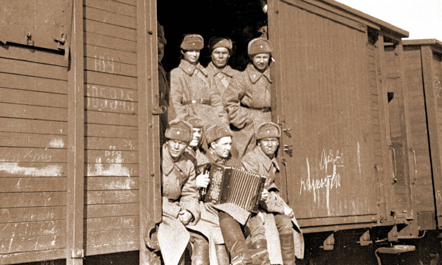 Переброска сибирских дивизий на защиту Москвы, зима 1941 года