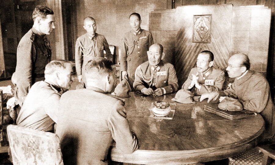 Переговоры советского и японского командования о капитуляции Квантунской армии