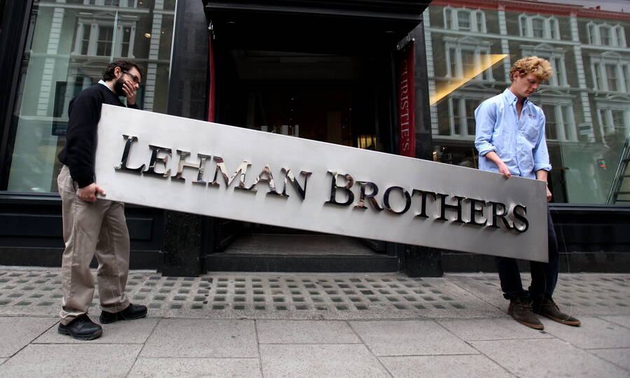 Банкротство крупного банка «Леман Бразерс» стало отправной точкой глобального кризиса 2008 года