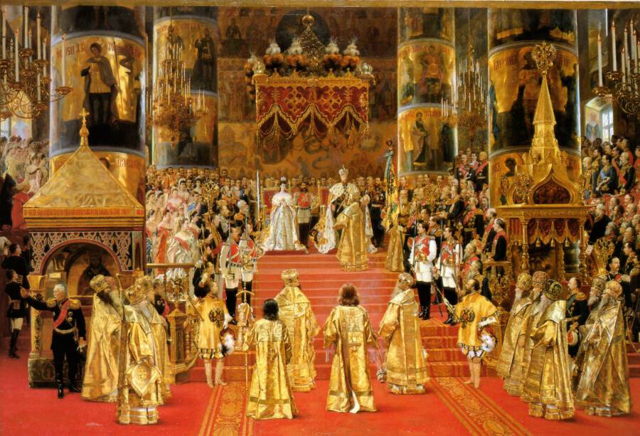 Как стать царем: знаковые, необычные и трагические коронации в истории России