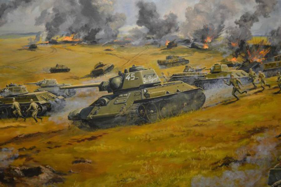 23 августа - День воинской славы России. В этот день в 1943 году советские войска разгромили немецко-фашистские войска в Курской битве