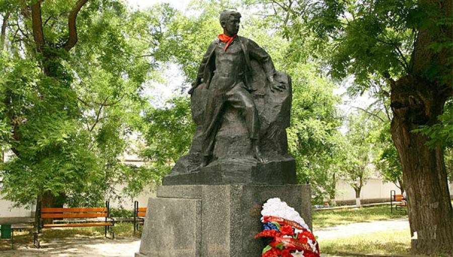 Пионер-герой Витя Коробков