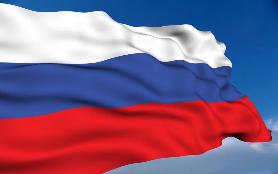 Что мы не знали о российском флаге?