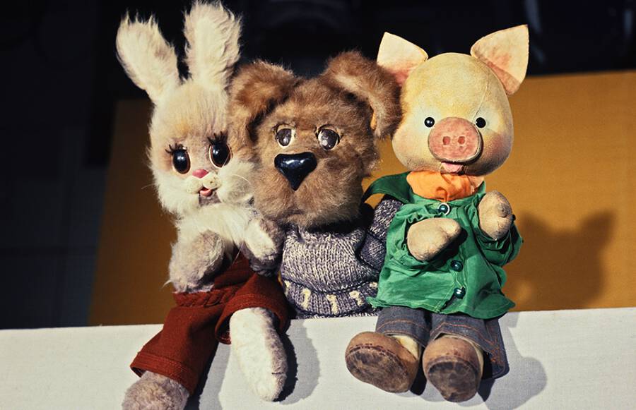 Любимые детские игрушки: история от Древней Руси до Советского Союза
