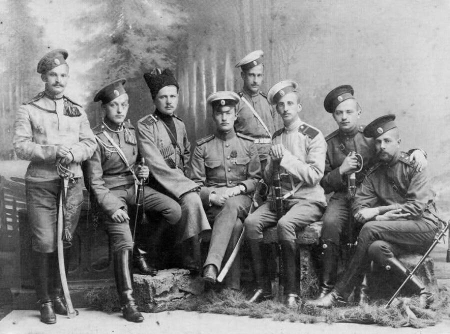 Русские офицеры накануне Первой мировой: сколько их и откуда они