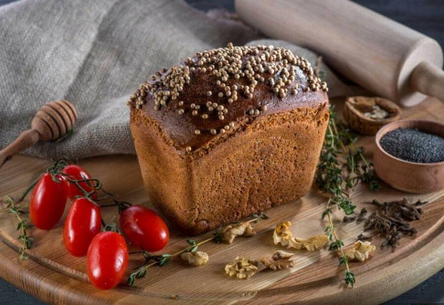 Почему бородинский хлеб так называется?