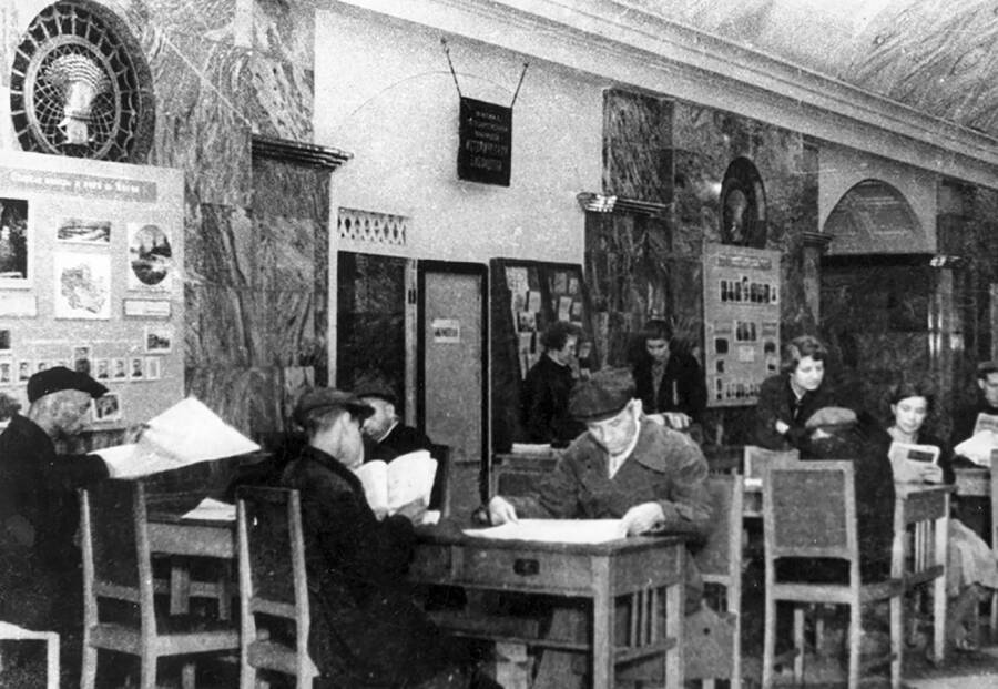 Филиал Исторической библиотеки во время Великой Отечественной войны, метро «Курская»
