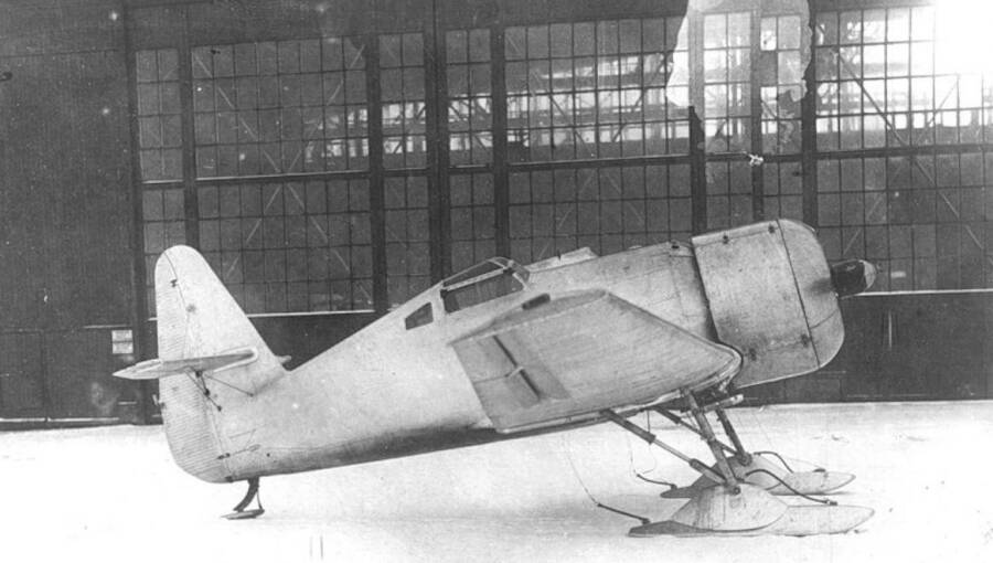 Первый прототип истребителя ЦКБ-12, лето 1933 года