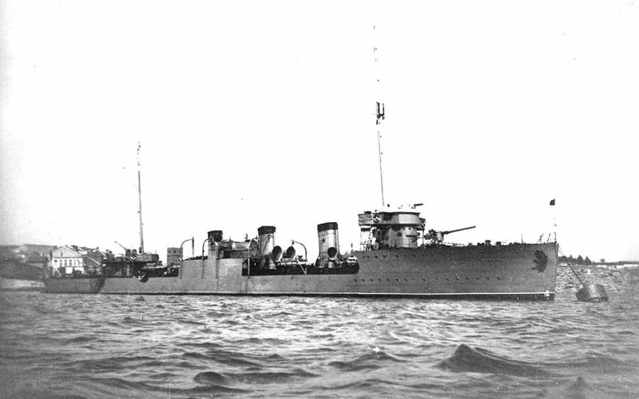 Эскадренный миноносец «Шаумян» (ранее «Левкас») типа «Новик» в составе советского Черноморского флота, 1930-е годы