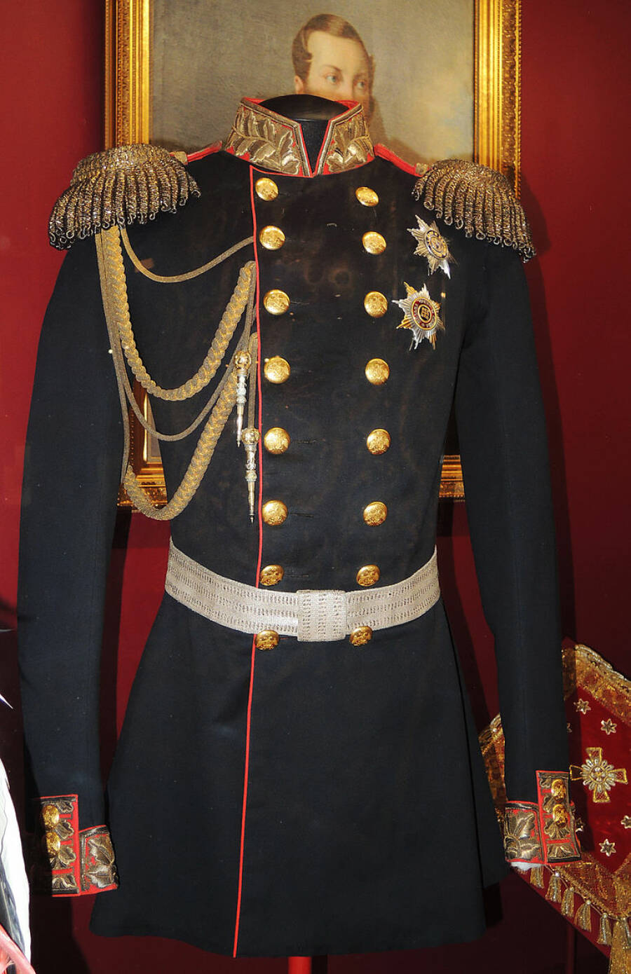 Коронационный мундир Александра II