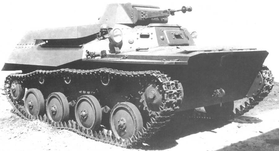 Малый плавающий танк Т-40, на основе которого был разработан Т-60