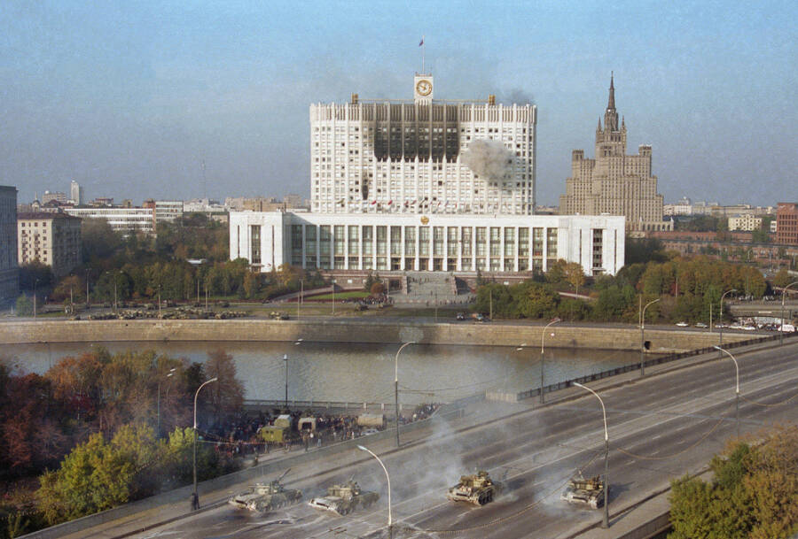 Панорама расстрела Дома Советов