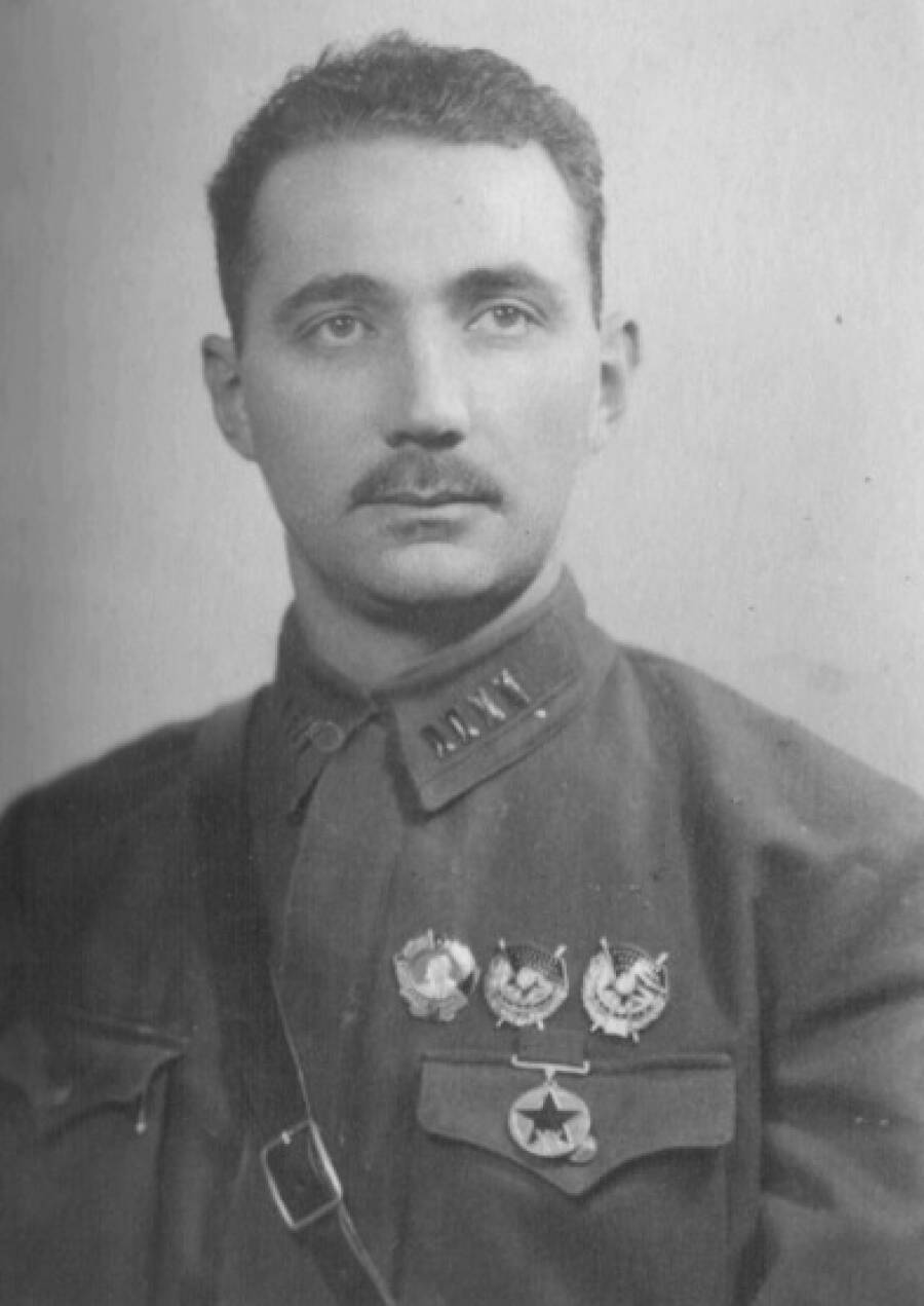 Начальник Особой оперативной группы 5-го управления РККА полковник Хаджи-Умар Мамсуров, декабрь 1941 года