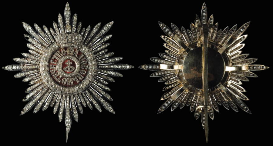 Звезда Дамы большого креста ордена святой Екатерины (лицевая и оборотная стороны), вторая половина XIX века