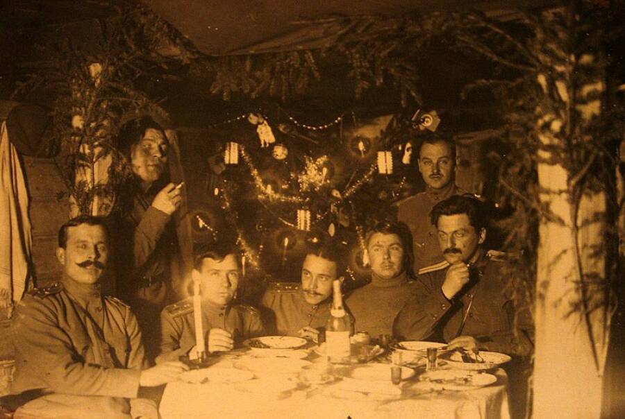 Встреча Рождества в блиндаже. 1916 год