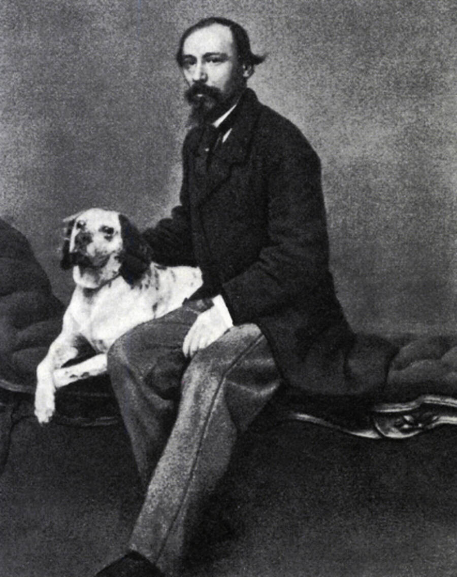 Николай Некрасов с одной из своих собак