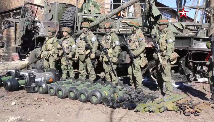 Трофейные образцы западного вооружения взятые российскими десантниками в районе Киева