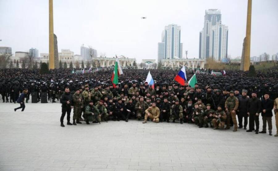 Чеченская Росгвардия перед отправкой в зону спецоперации на Украине