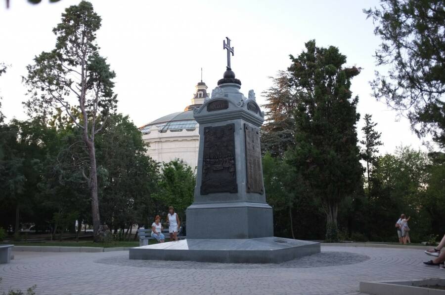 Памятником греческому легиону Николая I