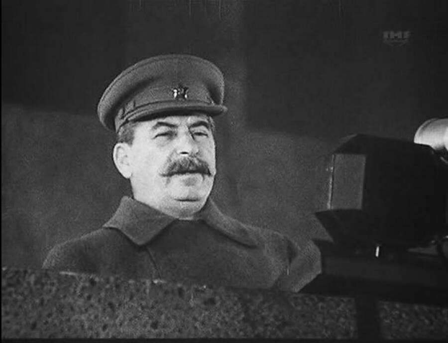 Неплакатный Сталин