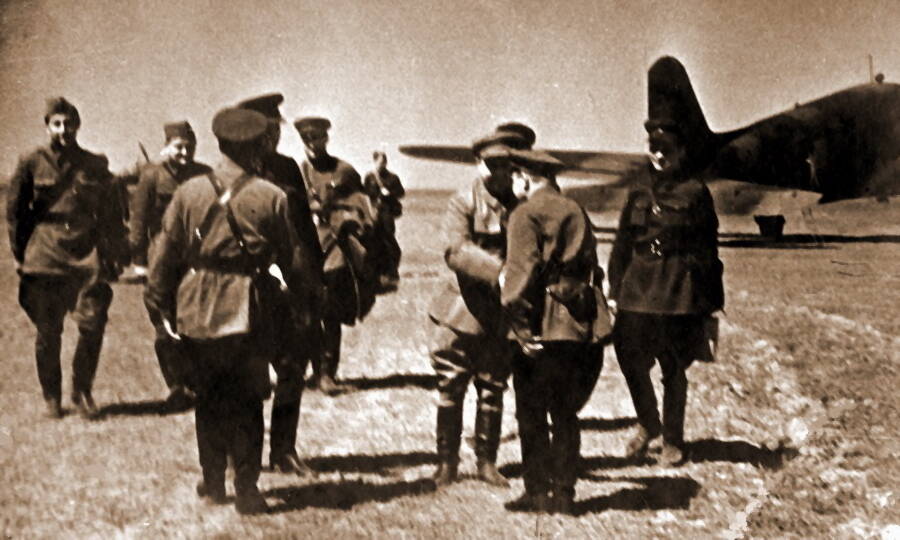 Приезд Г.М. Маленкова с инспекцией на Центральный фронт, март 1943 года.
