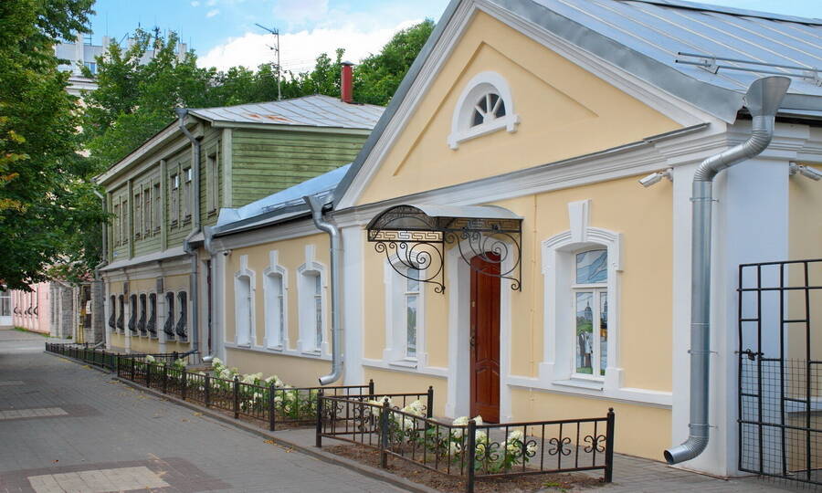 Комплекс зданий усадьбы А.Е. Германовской в Воронеже, в одном из которых в 1870 году родился И.А. Бунин. В 2020 году здесь открылся музей писателя.