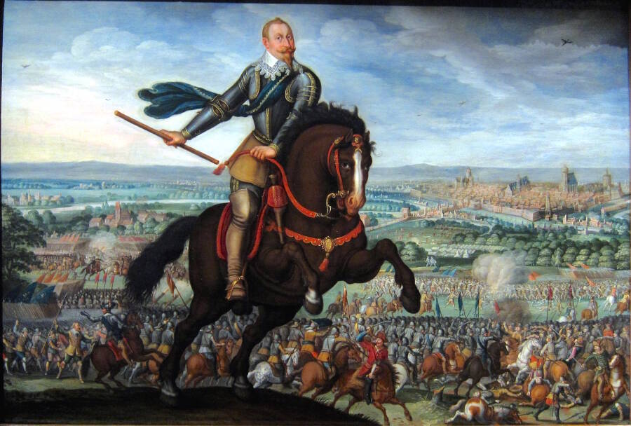 Густав II Адольф, «Лев Севера», прославится в годы Тридцатилетней войны.