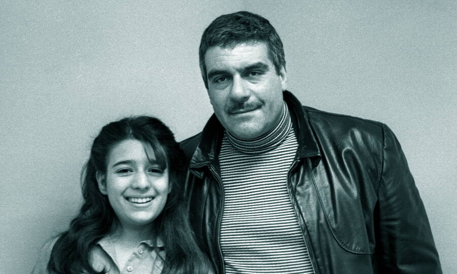 Сергей Довлатов с дочерью Екатериной, 1981 год.