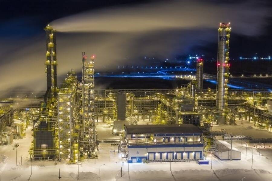 Antipinsky Oil Refinery in the Tyumen region. The first processing line was put into operation in 2006. 