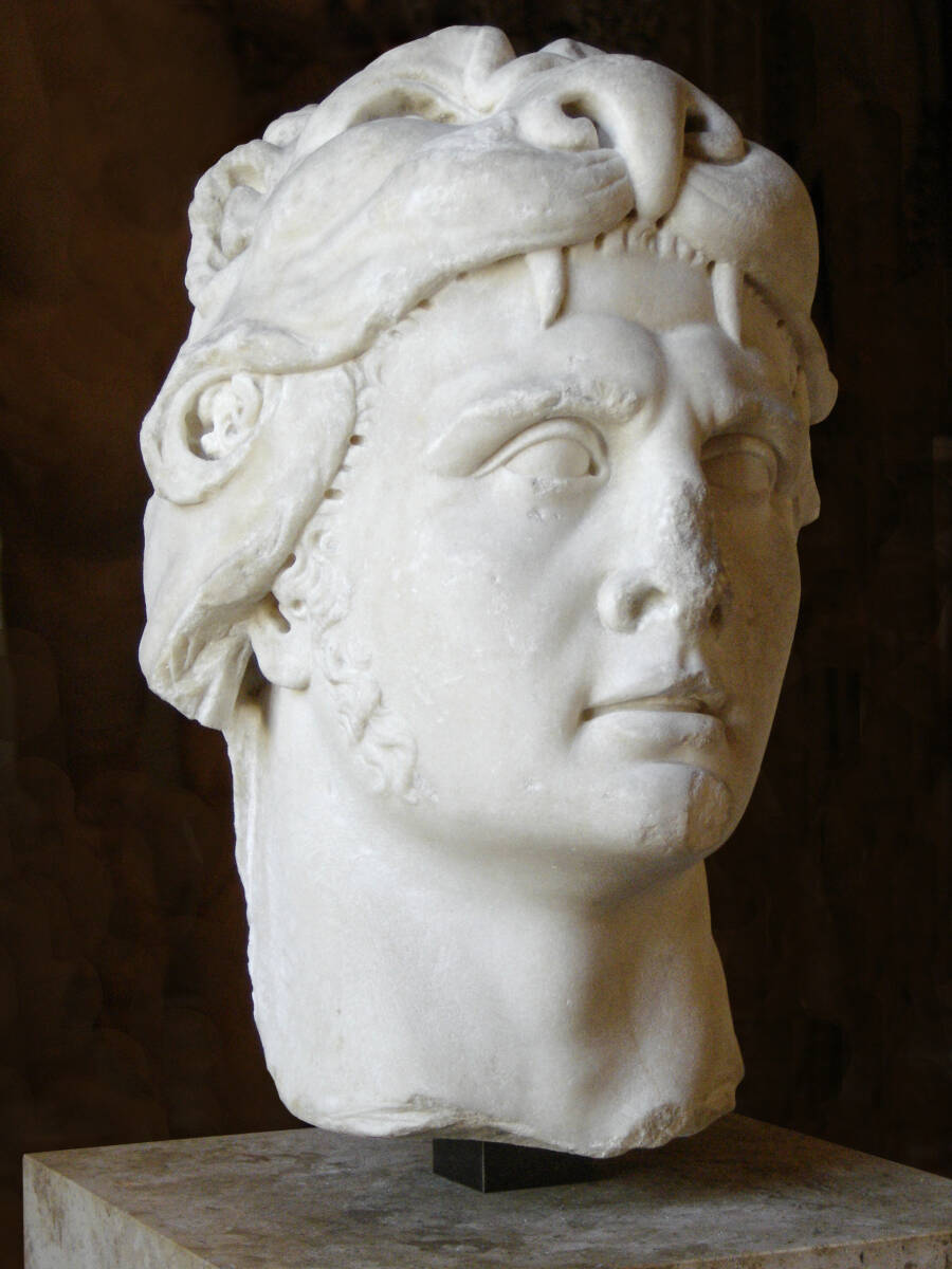 Портрет понтийского царя Митридата VI в роли Геракла. Мрамор, период римской империи (I век). Фото Sting CC BY-SA 2.5