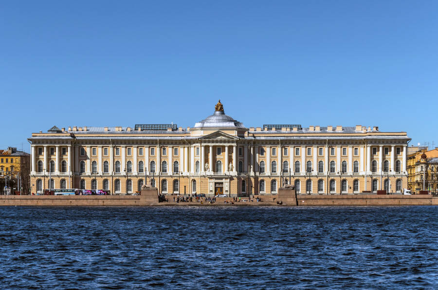 Императорская Академия художеств в Санкт-Петербурге. «© Алексей Фёдоров, Wikimedia Commons» CC BY-SA 4.0