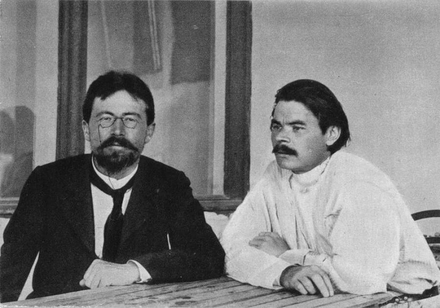 А.П. Чехов и М. Горький в Ялте, 1900 год