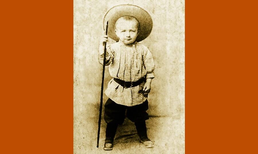 Игорь Тамм в возрасте трёх лет, 1898 год.