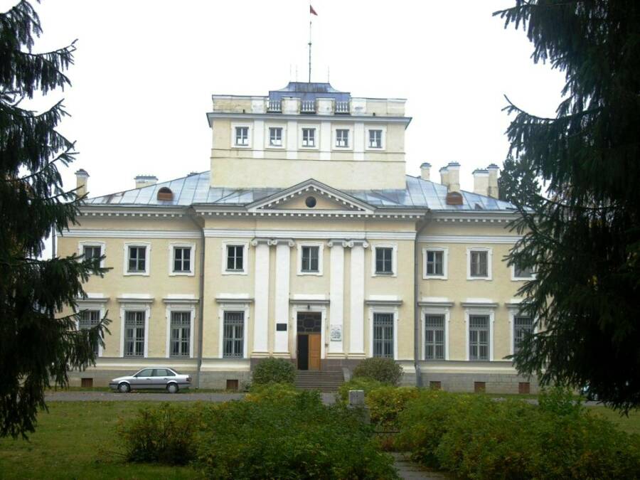  Московская психиатрическая больница, ранее носившая имя Петра Кащенко. 