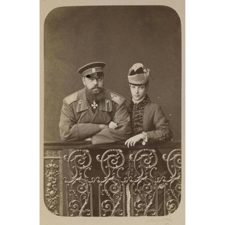 Цесаревич Александр Александрович и жена Мария Фёдоровна. Конец 1870-х-гг. Фото Левицкий С.
