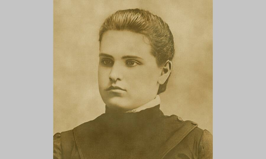 Гимназистка Вера Мухина. Курск, 1906 год. 