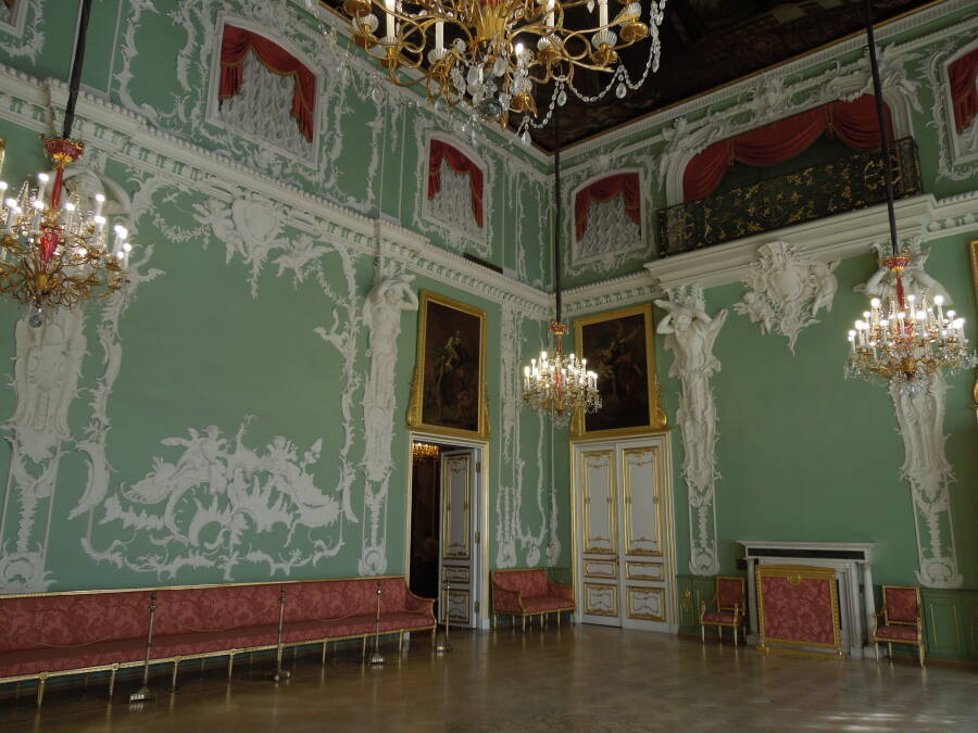 Строгановский дворец, Зал Растрелли. Фото: Aniacra CC BY-SA 4.0
