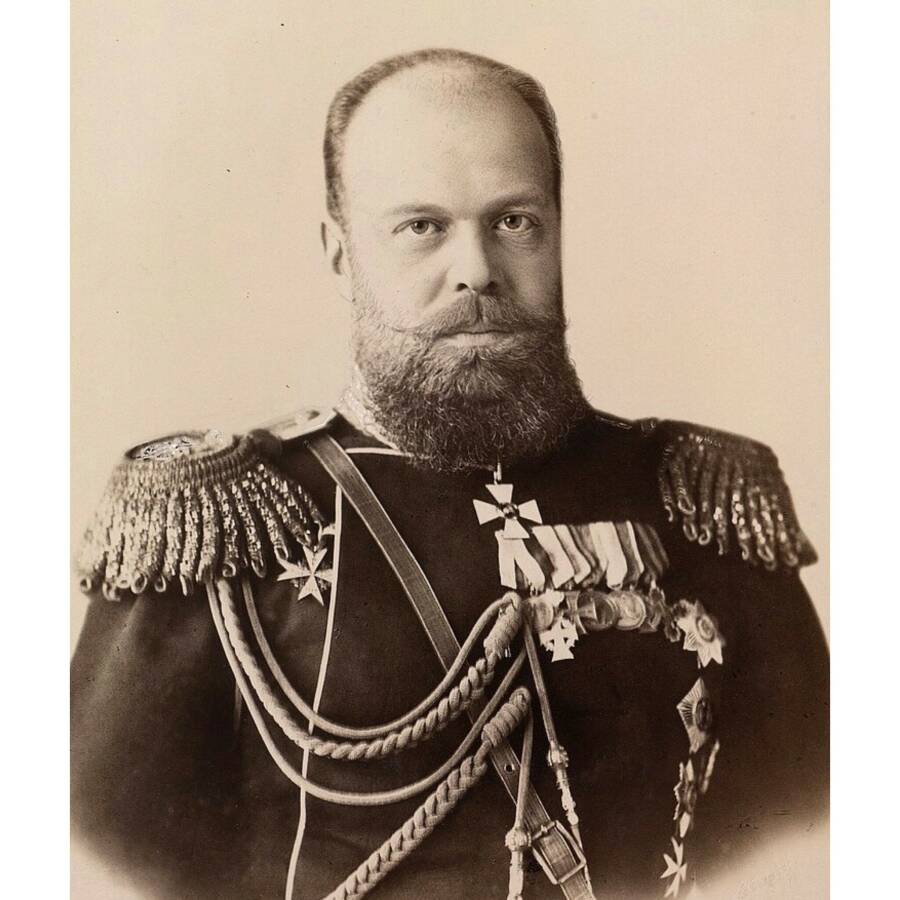Фотография Александра III, около 1880 года