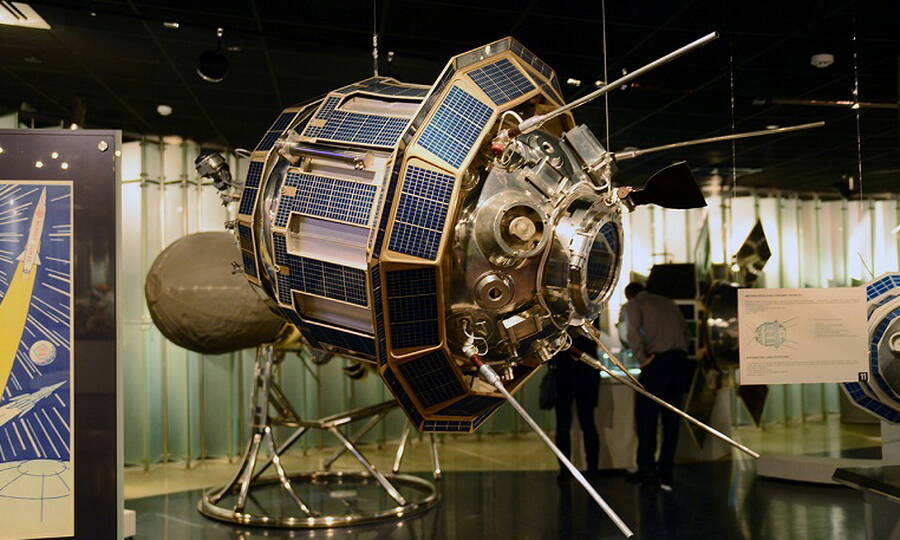 Автоматическая межпланетная станция «Луна-3». 