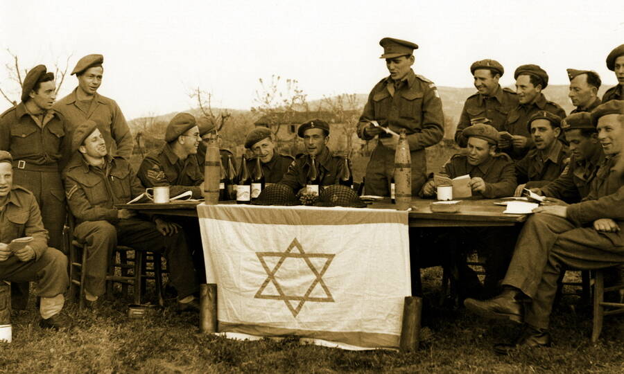 Военнослужащие Еврейской бригады, сражавшейся в 1944-1945 гг. в составе британской армии в Италии. После роспуска бригады в 1946 году они влились в создаваемые вооружённые силы Израиля.