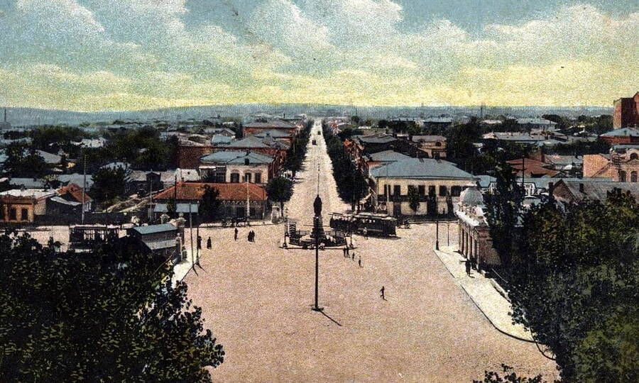 Панорама Нахичевани-на-Дону, начало XX века. Ныне этот город, основанный армянами, оказался в черте Ростова-на-Дону. 