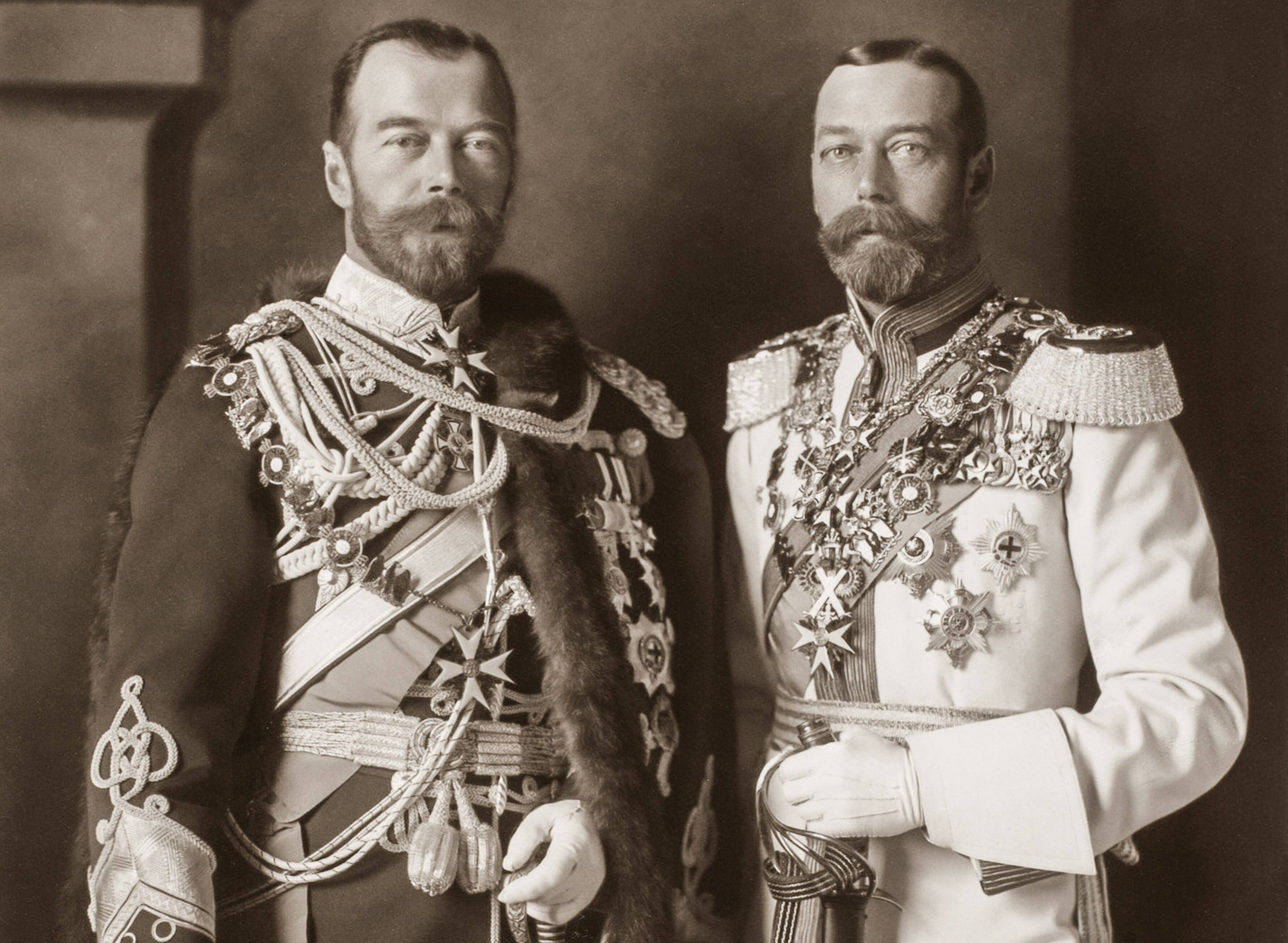 Российский император Николай II и британский король Георг V в Берлине в 1913 году.