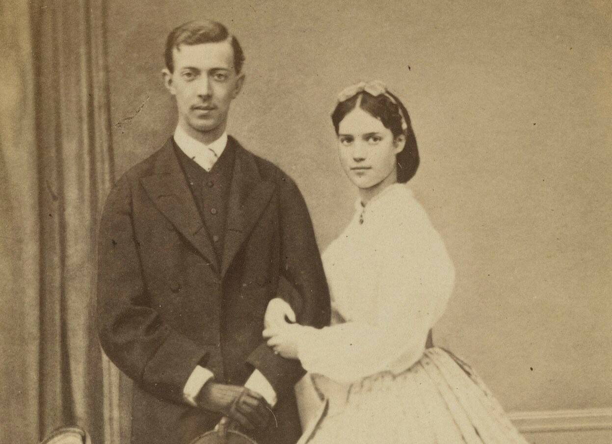 Российский цесаревич Николай Александрович с невестой, принцессой Дагмар, 1864 год.