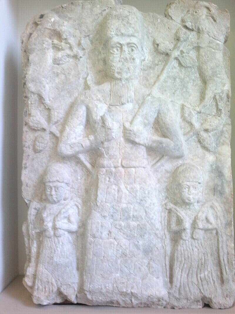 Культовый рельеф бога города Ашшур, I половина II тысячелетия до н. э. 