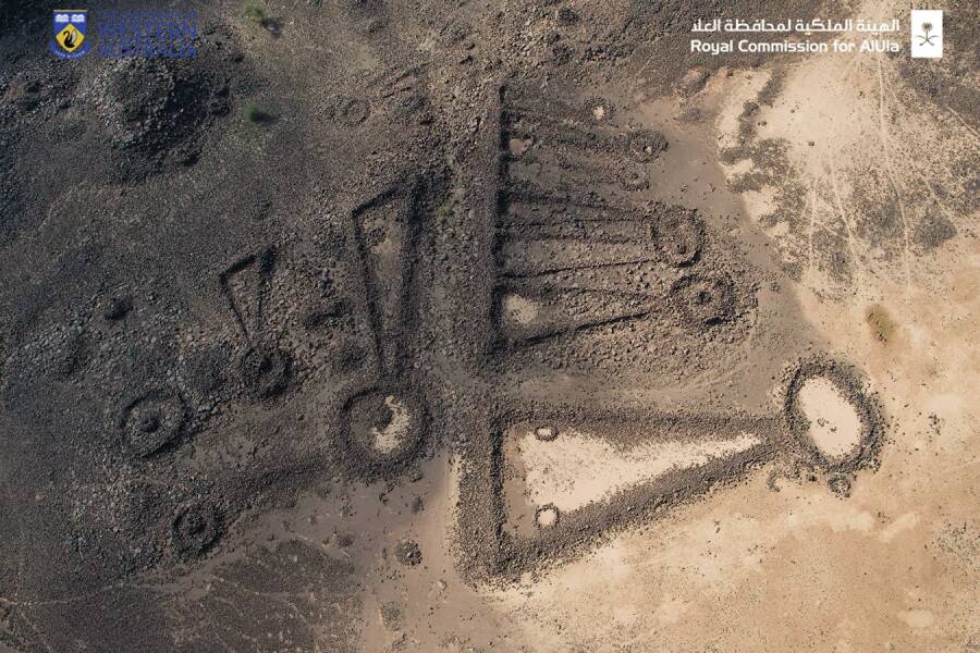 В Саудовской Аравии нашли «погребальные аллеи» возрастом 4,5 тысячи лет