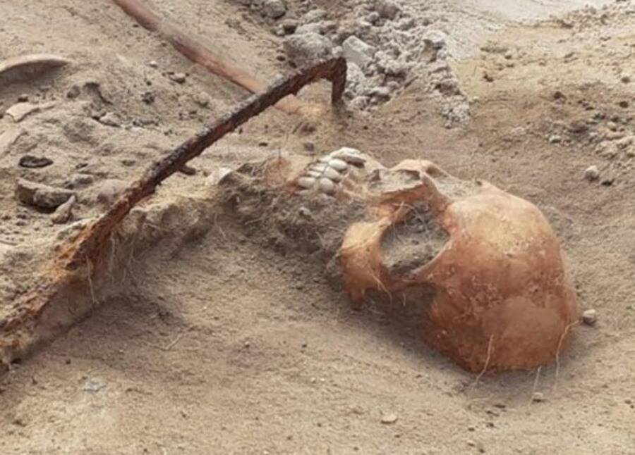 В Польше обнаружили могилу «женщины-вампира»