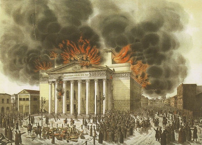 Сквозь огонь и разрушения: как Большой театр выстоял, несмотря ни на что