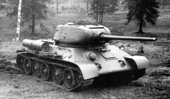 Средний… Ставший лучшим! Как в СССР создали танк, ставший легендой Второй мировой войны